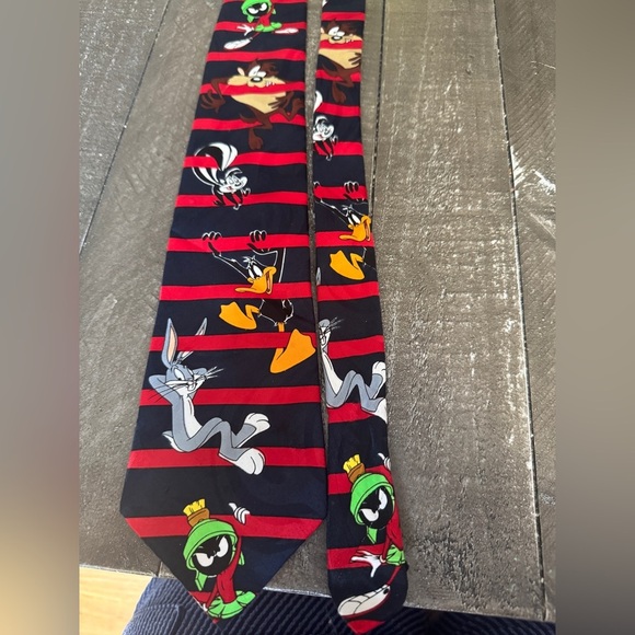VINTAGE 1997 Warner Brothers Looney Tunes Neck Tie Tasmanian Devil Bugs Bunny - Picture 1 of 5
